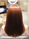 サラツヤなストレートヘア