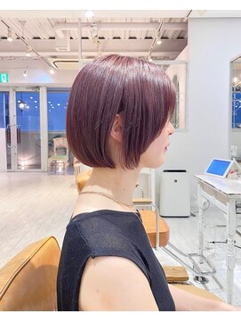 レイラバイアフロート 吉祥寺(Lila by afloat) あごラインボブ/内巻きボブ/カシスピンク/ピンクカラー/ミニボブ