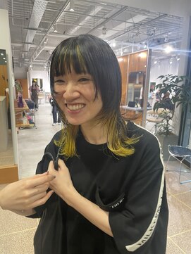 ブランコ 名古屋栄(BLANCO) 黄色インナーカラー