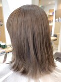 ミディアムボブ/ローレイヤー/髪質改善/酸性カラー/ラテベージュ