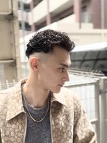 刈部倶楽舞&nbsp;刈部倶楽舞 極道メンズパーマ×スキンフェード