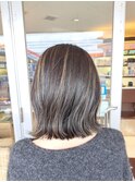 ハイライトオリーブグレージュマットアッシュ