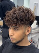 フィフスパーク(fifth PARK)&nbsp;渋谷スペインカールスパイラルパーマメンズマッシュ刈り上げ