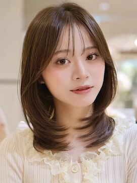 ミディアムレイヤーカットハッシュカットグレージュRI-94