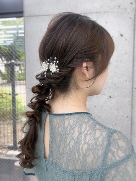 ビューブルー 亀戸錦糸町(VIEW BLUE) 小顔に見せるヘアセット/タイトで大人可愛い/結婚式/髪質改善