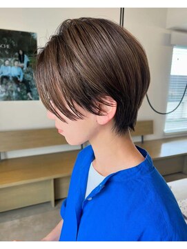 ビスチェ(Vische) 大人ショートヘア