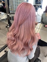 サンク 原宿 表参道(cinq) 原宿ピンクベージュレイヤーカットピンクカラーケアブリーチ前髪