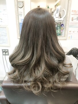 ヘアーアンドエクステンション パチャラ 小岩駅前店(HAIR&EXTENSION PACHARA) ☆ヌーディーグレー☆グラデーションカラー☆