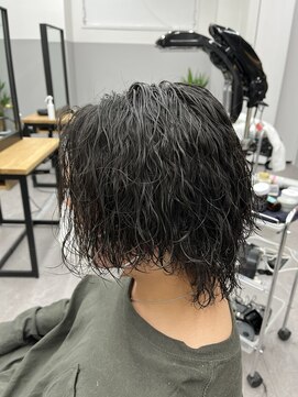 オムデュー(HOMME DEUX) 【YUKI】センターパート×ツイストスパイラル