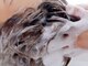 チョキチョキ ボム(choki×2 -bomb-)の写真/【カット＋ヘッドスパ¥4700】白髪予防にもオススメ！頭皮環境を整え美髪に導くヘッドスパが大好評♪