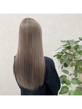 スターク(stark) ツヤツヤグレージュ