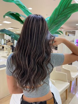 ケンジ 平塚ラスカ店(KENJE) コントラストハイライト/バレイヤージュ/外国人風/湘南/平塚