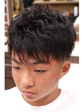 アクセプトザワールドバーバー(Accept the world barber) ２ブロック×ショート