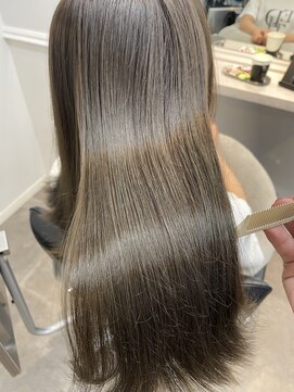 ウィステリア アネックス 銀座(WISTERIA ANNEX) オリーブベージュ