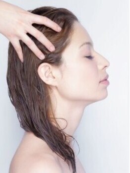 プレイス バイ ギフトグループ(Place  by gift group)の写真/オリジナル施術《皮脂除去》により皮脂を取り除きます♪思わずうとうとしてしまうような贅沢な施術を＊