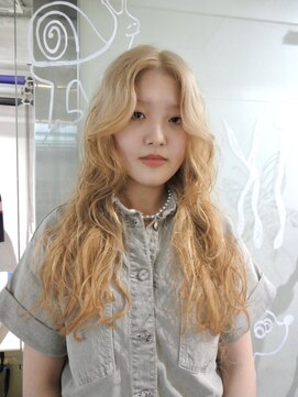 イキ(ikiii) milky blond