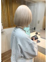 ヘアサロン ミロ(Hair Salon MIRO)&nbsp;ブリーチ２回以上で作るホワイトベージュ