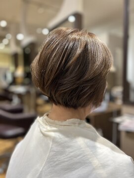 ルユイット(Le huit) ショートボブ