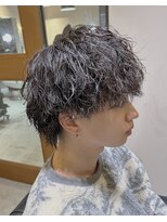 フリーク バーバーショップ 都島店(FREAK BARBER SHOP) ウルフマッシュ緩め波巻きスパイラルパーマ