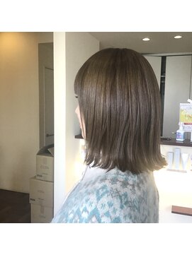 ミュウカ(miuka) 大人可愛い切っぱなしボブ