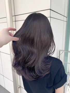 濃いめラベンダーで暗髪でも高発色グレージュに