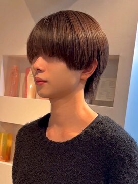 ナチュラル 渋谷(NATURAL) フェザーパーマ/スパイキーショート/サーフカール[メンズ/渋谷]