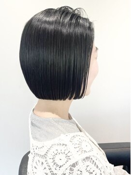ストフ(stof) ショートカット/ショートボブ/ミニボブ/切りっぱなしボブ