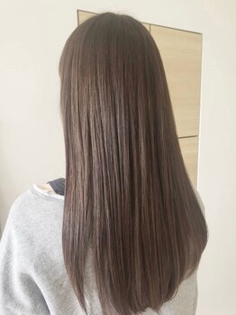 あなたの髪の“これから”を、一緒に育てていくサロン。