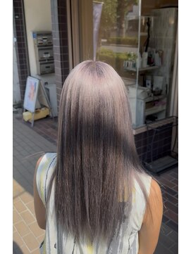 モアムー(Moremuu) ［かの］グレージュ