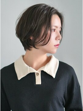 前下がりショート・ボブ/絶壁解消/前髪あり/40代/30代/外ハネ