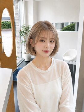 ビーアップヘアー(be:up hair) ブリーチでつくる透明感グレージュボブ