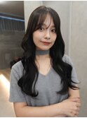 暗髪韓国ヘア美髪ロングレイヤーカットシースルー前髪グレージュ
