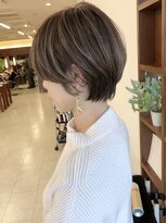 キアラ(Kchiara) ハイライト大人ショートkchiara福岡川野直人