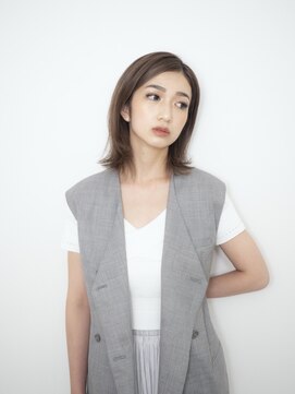 ジゼル(gisele) ミディアムレイヤー