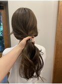 【LILIANA】くすみベージュでやわらかヘアに