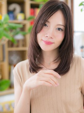 カバーヘア ブリス 志木南口駅前店(COVER HAIR bliss) センターパートかきあげ前髪ミディアムウルフa志木30代40代50代!