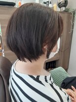 アリー(Ari-) 流行りのショートボブ