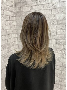 アース オーセンティック 越谷レイクタウン店(EARTH Authentic) バレイヤージュ