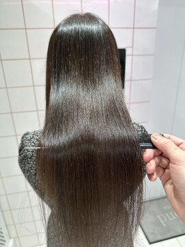 ロンドルーチェ 心斎橋(Lond luce) ダークアッシュ/ミディアムレイヤーカット［髪質改善/縮毛矯正］