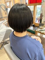 スタジオ アルファプラス 日暮里店(studio α+)&nbsp;ステップボーンカットカットボブショートハイライト白髪ぼかし