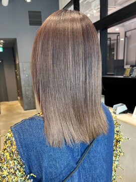 アイティーバイアルバム 下北沢店(IT by ALBUM) 美髪くびレイヤーカーキベージュフレンチカジュアル_ba481871