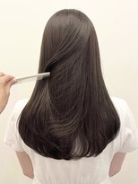 ローネス(LONESS)&nbsp;透明感抜群のオリーブベージュとニュアンスカットで柔らかさを◎