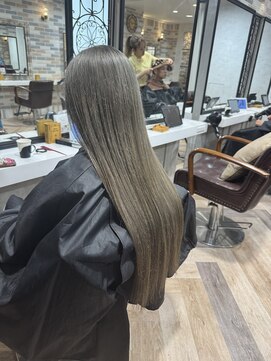 シエル 立川店(CIEL) 【CIEL×久光】シルバーグレーロング