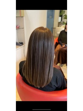 ヘアーリゾートラシックアールプラス(hair resort lachiq R+) 《R+》ハイライト/ブリーチデザイン/グレージュ/透明感/抜け感