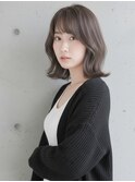 前髪ありくびれボブ　ダークグレージュ