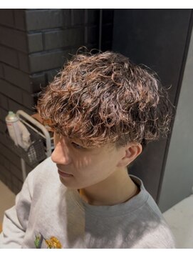ステラ(STELLA) メンズパーマ/メンズカット/眉毛サロン/波巻きパーマ