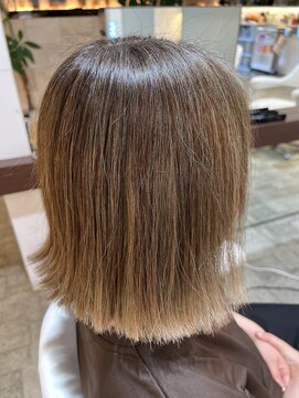 ハイライト白髪ぼかし