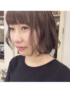マウロア(MAULOA) " 無造作 前下がりボブ 3Dカラー "ayumi