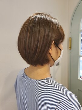 アンテシニヨン(Un the Shiniyon) ハイライトショートボブ