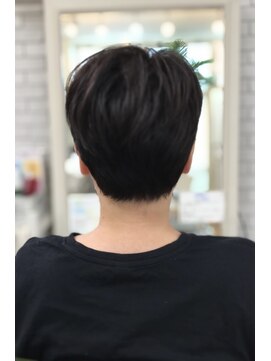 クララ タカマツ(CLALA Takamatsu) 大人女性ショート